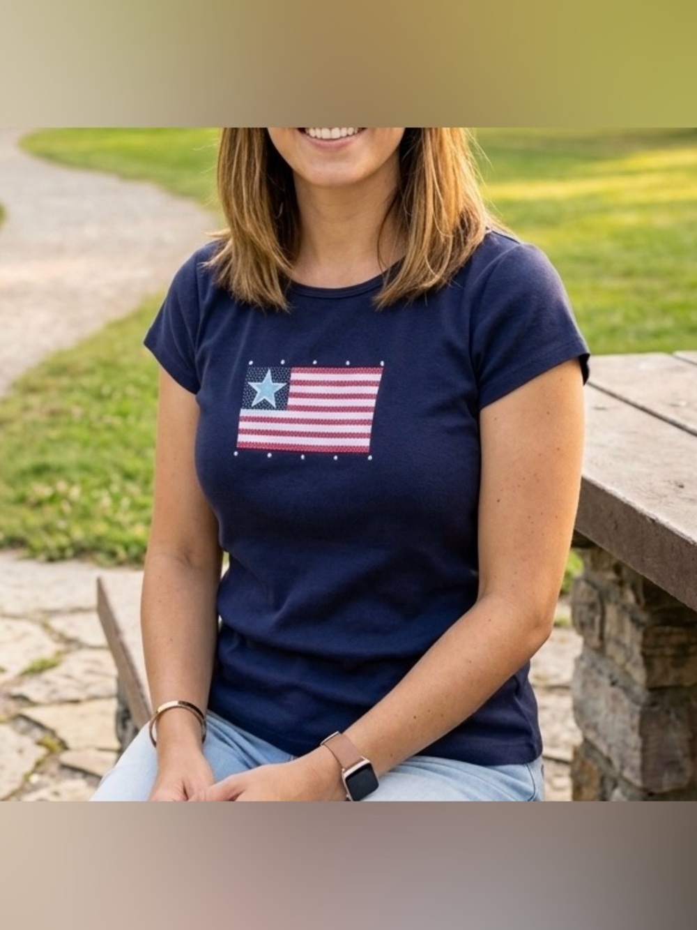 Basic Editions USA Flag Women’s Large Navy Blue Scoop Neck Short Sleeve T-shirt